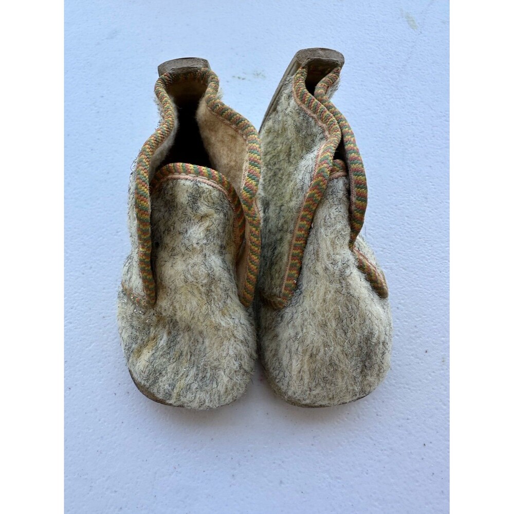 VTG Scandinavian Traditional Kids Sámi Nutukas Finnesko Reindeer Hide Fur Boots